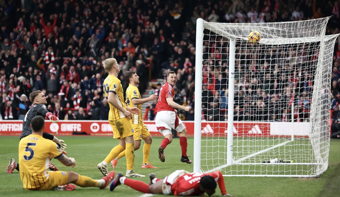 Vùi dập Brighton 7 bàn, "ngựa ô" Nottingham Forest tung vó- Ảnh 3. Vùi dập Brighton 7 bàn, "ngựa ô" Nottingham Forest tung vó- Ảnh 3.