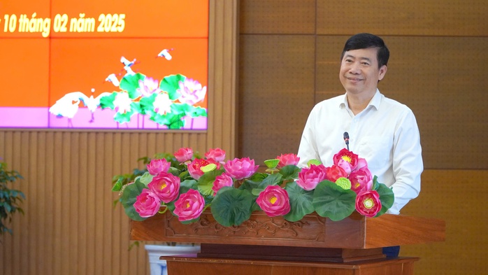 Chủ tịch UBND tỉnh Đồng Tháp nghỉ hưu trước tuổi- Ảnh 2. Chủ tịch UBND tỉnh Đồng Tháp nghỉ hưu trước tuổi- Ảnh 2.
