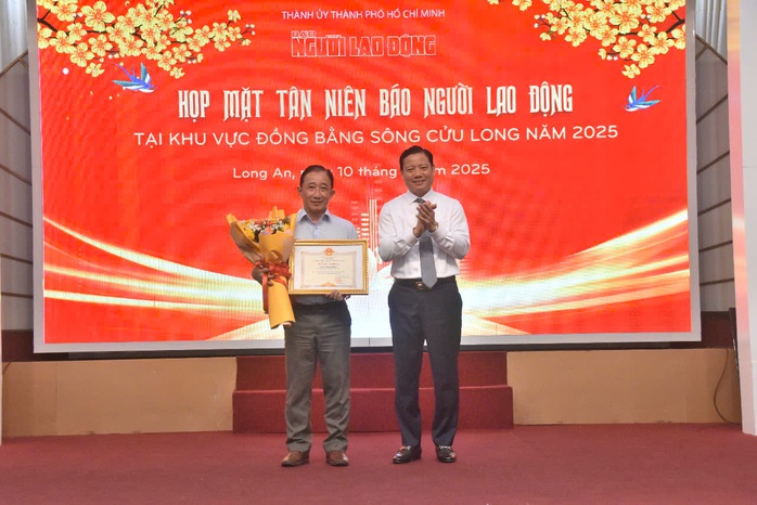 Nhiều chương trình lớn của Báo Người Lao Động đến với Long An- Ảnh 8. Nhiều chương trình lớn của Báo Người Lao Động đến với Long An- Ảnh 8.