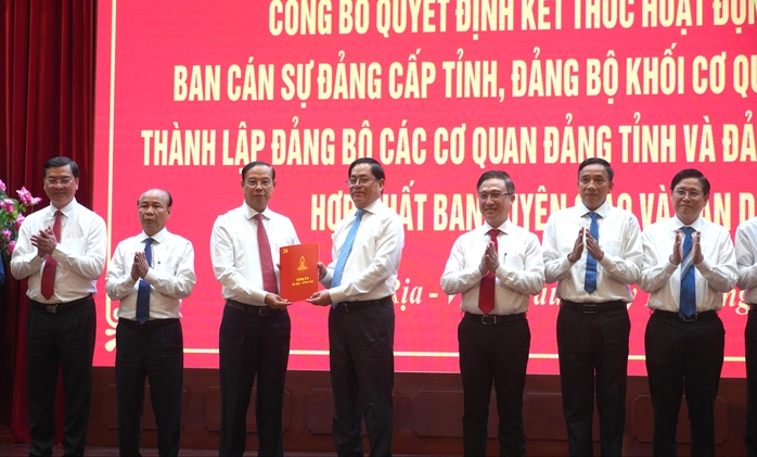 Chủ tịch UBND tỉnh Bà Rịa - Vũng Tàu giữ chức Bí thư Đảng ủy UBND tỉnh- Ảnh 1. Chủ tịch UBND tỉnh Bà Rịa - Vũng Tàu giữ chức Bí thư Đảng ủy UBND tỉnh- Ảnh 1.
