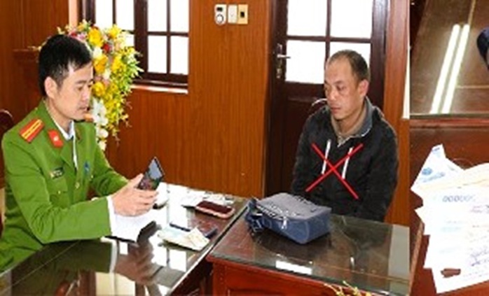 Bắt ổ nhóm dàn cảnh móc túi tại lễ hội chùa Tam Chúc- Ảnh 1. Bắt ổ nhóm dàn cảnh móc túi tại lễ hội chùa Tam Chúc- Ảnh 1.