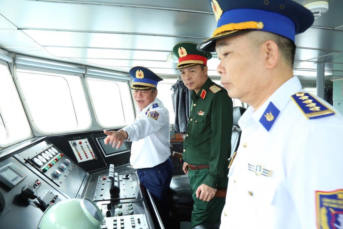 Vùng Cảnh sát biển 2 thực hiện nghiêm Nghị quyết lãnh đạo công tác huấn luyện- Ảnh 1. Vùng Cảnh sát biển 2 thực hiện nghiêm Nghị quyết lãnh đạo công tác huấn luyện- Ảnh 1.