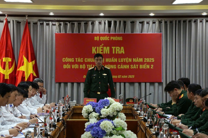 Vùng Cảnh sát biển 2 thực hiện nghiêm Nghị quyết lãnh đạo công tác huấn luyện- Ảnh 4. Vùng Cảnh sát biển 2 thực hiện nghiêm Nghị quyết lãnh đạo công tác huấn luyện- Ảnh 4.