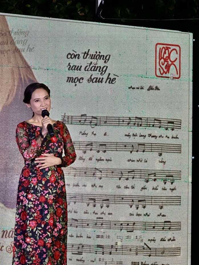 Nghệ sĩ tề tựu trong ngày Giỗ lần thứ 20 của nhạc sĩ Bắc Sơn- Ảnh 2. Nghệ sĩ tề tựu trong ngày Giỗ lần thứ 20 của nhạc sĩ Bắc Sơn- Ảnh 2.