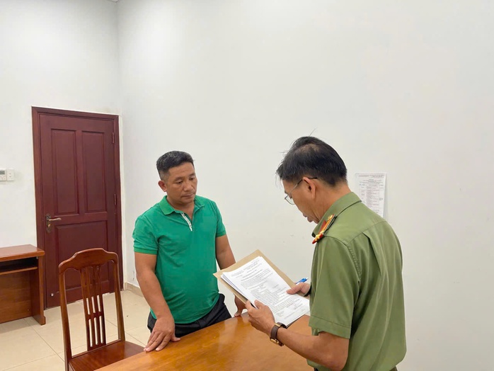 Khởi tố các đối tượng tham gia đường dây mua bán hóa đơn trái phép- Ảnh 1. Khởi tố các đối tượng tham gia đường dây mua bán hóa đơn trái phép- Ảnh 1.