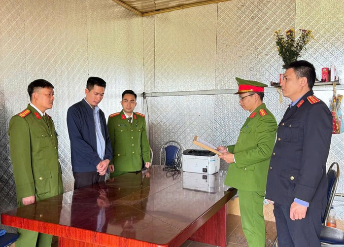 Một giám đốc công ty bị khởi tố - Ảnh 1. Một giám đốc công ty bị khởi tố - Ảnh 1.