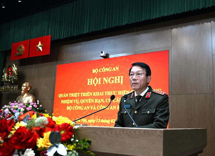 Bộ trưởng Lương Tam Quang: Ưu tiên bố trí bổ sung cán bộ đến Công an các xã- Ảnh 1. Bộ trưởng Lương Tam Quang: Ưu tiên bố trí bổ sung cán bộ đến Công an các xã- Ảnh 1.