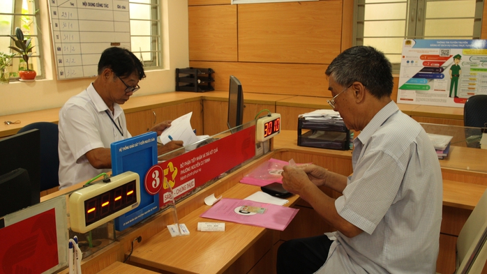 Nghị định 178: Người lao động không đủ điều kiện hưởng nghỉ hưu trước tuổi, được hưởng chế độ nào?- Ảnh 1. Nghị định 178: Người lao động không đủ điều kiện hưởng nghỉ hưu trước tuổi, được hưởng chế độ nào?- Ảnh 1.