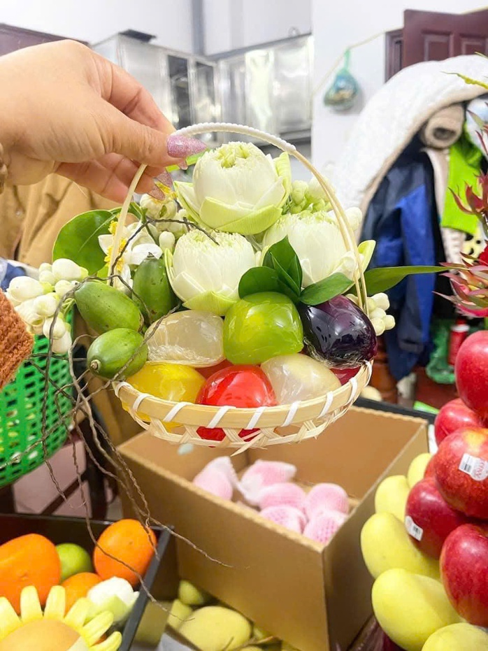 Dịch vụ làm mâm lễ cúng rằm Tháng Giêng đắt khách- Ảnh 1. Dịch vụ làm mâm lễ cúng rằm Tháng Giêng đắt khách- Ảnh 1.