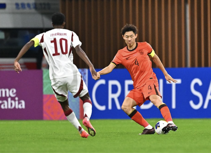 Giải U20 châu Á 2025: Trung Quốc thắng sát nút Qatar, Úc dẫn đầu bảng- Ảnh 1. Giải U20 châu Á 2025: Trung Quốc thắng sát nút Qatar, Úc dẫn đầu bảng- Ảnh 1.