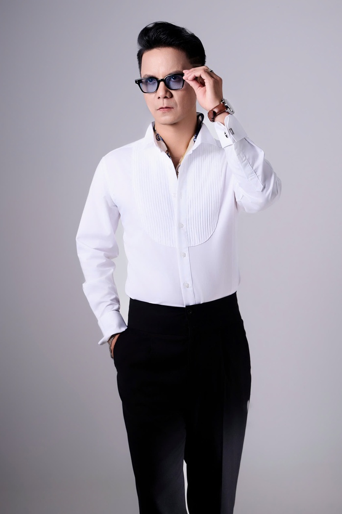 Nhạc sĩ Vũ Quốc Việt quyết định du học ở tuổi trung niên
- Ảnh 3. Nhạc sĩ Vũ Quốc Việt quyết định du học ở tuổi trung niên
- Ảnh 3.