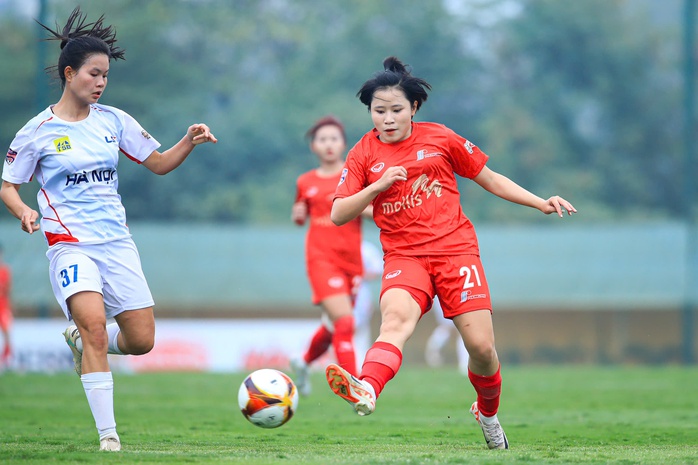 U19 nữ Phong Phú Hà Nam chiếm ngôi đầu, TP HCM có chiến thắng đầu tay- Ảnh 1. U19 nữ Phong Phú Hà Nam chiếm ngôi đầu, TP HCM có chiến thắng đầu tay- Ảnh 1.