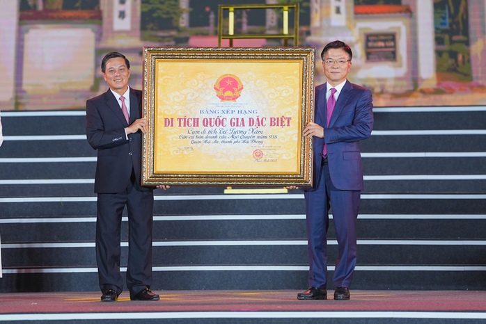 Từ Lương Xâm đón nhận danh hiệu di tích đặc biệt quốc gia- Ảnh 1. Từ Lương Xâm đón nhận danh hiệu di tích đặc biệt quốc gia- Ảnh 1.