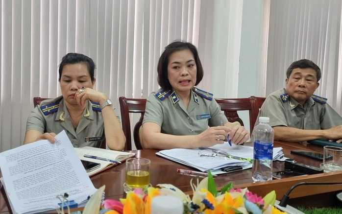 Nữ Chi cục trưởng Chi cục THADS Thành phố Đồng Hới vi phạm gì?- Ảnh 1. Nữ Chi cục trưởng Chi cục THADS Thành phố Đồng Hới vi phạm gì?- Ảnh 1.
