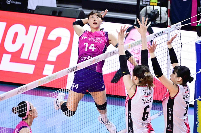 Xem Bích Thủy tranh tài ở Giải Vô địch bóng chuyền quốc gia nữ Hàn Quốc trên FPT Play- Ảnh 4. Xem Bích Thủy tranh tài ở Giải Vô địch bóng chuyền quốc gia nữ Hàn Quốc trên FPT Play- Ảnh 4.