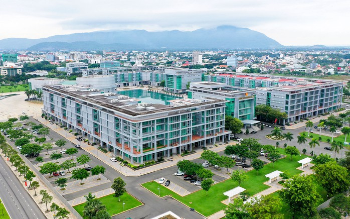 Bà Rịa - Vũng Tàu dự kiến chi hàng trăm tỉ để hỗ trợ cán bộ, công chức khi sắp xếp lại bộ máy- Ảnh 1. Bà Rịa - Vũng Tàu dự kiến chi hàng trăm tỉ để hỗ trợ cán bộ, công chức khi sắp xếp lại bộ máy- Ảnh 1.