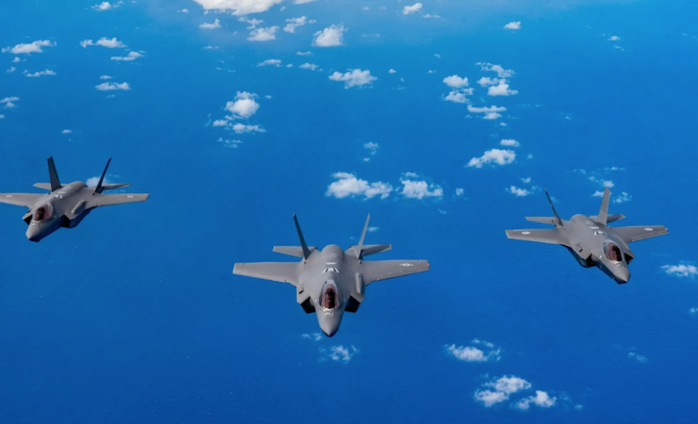 Trung Quốc tuyên bố phát hiện điểm yếu của "Tia chớp" F-35 Mỹ- Ảnh 1. Trung Quốc tuyên bố phát hiện điểm yếu của "Tia chớp" F-35 Mỹ- Ảnh 1.