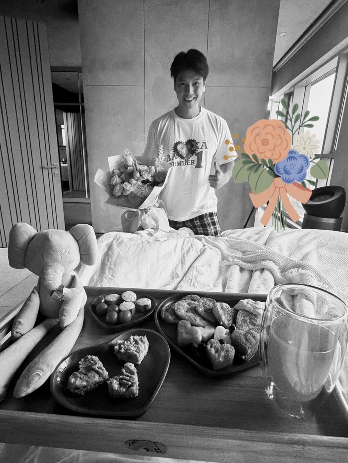 Loạt sao Việt tưng bừng mừng lễ tình nhân- Ảnh 3. Loạt sao Việt tưng bừng mừng lễ tình nhân- Ảnh 3.