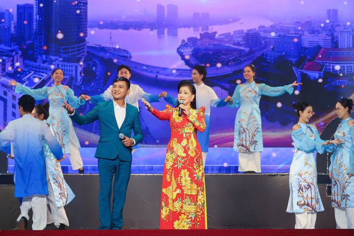 NSND Phượng Loan: Tự hào hóa thân lại vai đoạt Giải Mai Vàng- Ảnh 2. NSND Phượng Loan: Tự hào hóa thân lại vai đoạt Giải Mai Vàng- Ảnh 2.