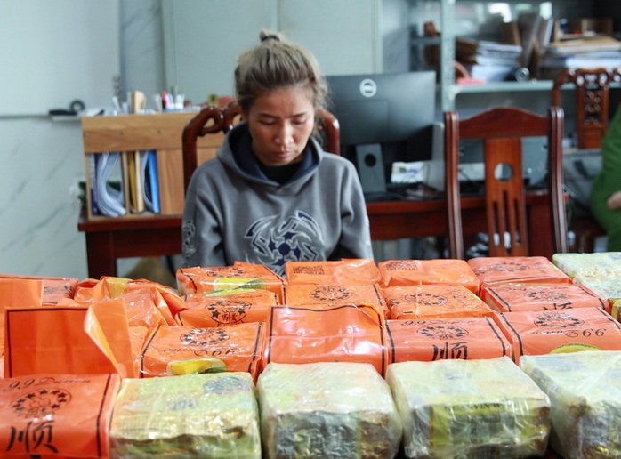 Bắt người phụ nữ nước ngoài, thu giữ 30 kg ma túy đá- Ảnh 1. Bắt người phụ nữ nước ngoài, thu giữ 30 kg ma túy đá- Ảnh 1.