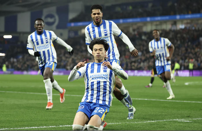 Chelsea thua thảm Brighton, nguy cơ văng khỏi top 4 Ngoại hạng Anh - Ảnh 3. Chelsea thua thảm Brighton, nguy cơ văng khỏi top 4 Ngoại hạng Anh - Ảnh 3.