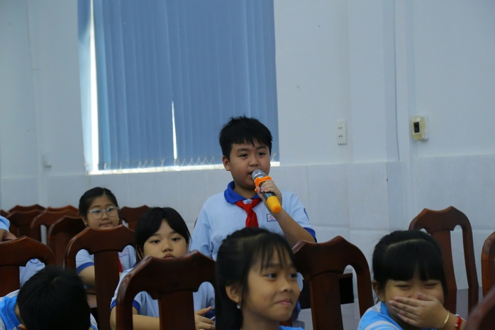 Ở ngôi trường học sinh được đề xuất thực đơn bữa trưa, tự thiết kế bìa vở- Ảnh 3. Ở ngôi trường học sinh được đề xuất thực đơn bữa trưa, tự thiết kế bìa vở- Ảnh 3.