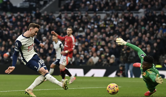 Gục ngã trước Tottenham, Man United trượt dài bảng xếp hạng- Ảnh 2. Gục ngã trước Tottenham, Man United trượt dài bảng xếp hạng- Ảnh 2.