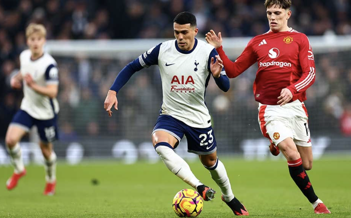 Gục ngã trước Tottenham, Man United trượt dài bảng xếp hạng- Ảnh 3. Gục ngã trước Tottenham, Man United trượt dài bảng xếp hạng- Ảnh 3.