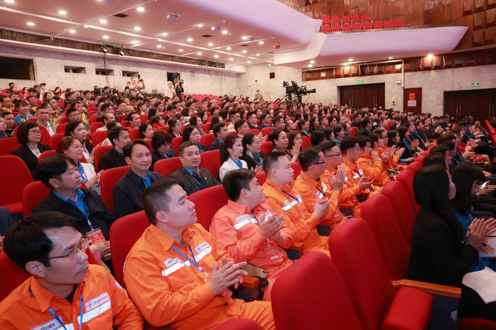 Khẳng định trách nhiệm của Công đoàn trong xây dựng Đảng- Ảnh 4. Khẳng định trách nhiệm của Công đoàn trong xây dựng Đảng- Ảnh 4.