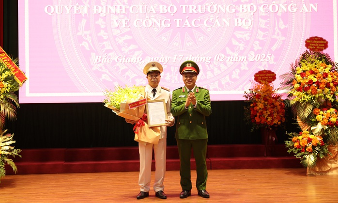 Thư ký lãnh đạo Bộ Công an được bổ nhiệm làm Giám đốc Công an tỉnh Bắc Giang- Ảnh 1. Thư ký lãnh đạo Bộ Công an được bổ nhiệm làm Giám đốc Công an tỉnh Bắc Giang- Ảnh 1.