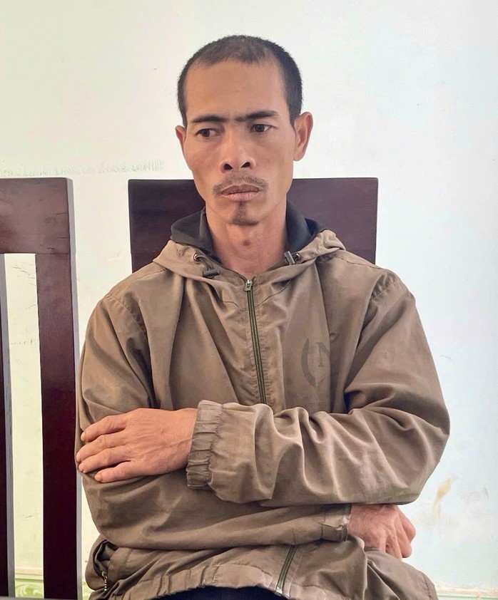 Anh rể phá vườn cà phê để em vợ... cho quan hệ tình cảm?- Ảnh 1. Anh rể phá vườn cà phê để em vợ... cho quan hệ tình cảm?- Ảnh 1.