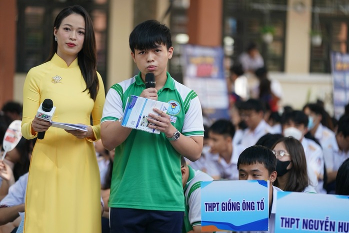 "Đưa trường học đến thí sinh" lần 24 - năm 2025: Đổi mới, nâng cao chất lượng hướng nghiệp- Ảnh 1. "Đưa trường học đến thí sinh" lần 24 - năm 2025: Đổi mới, nâng cao chất lượng hướng nghiệp- Ảnh 1.