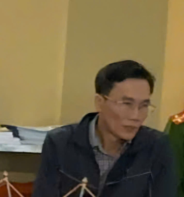 Bắt tạm giam 1 phó trưởng Phòng Tài nguyên - Môi trường- Ảnh 1. Bắt tạm giam 1 phó trưởng Phòng Tài nguyên - Môi trường- Ảnh 1.