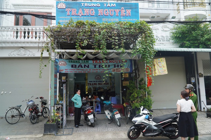 TP HCM: Dạy thêm lách Thông tư 29, trung tâm bồi dưỡng văn hóa bị đóng cửa- Ảnh 3. TP HCM: Dạy thêm lách Thông tư 29, trung tâm bồi dưỡng văn hóa bị đóng cửa- Ảnh 3.