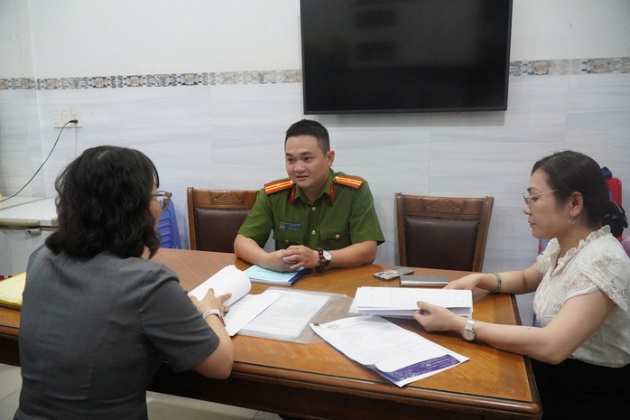 TP HCM: Dạy thêm lách Thông tư 29, trung tâm bồi dưỡng văn hóa bị đóng cửa- Ảnh 4. TP HCM: Dạy thêm lách Thông tư 29, trung tâm bồi dưỡng văn hóa bị đóng cửa- Ảnh 4.