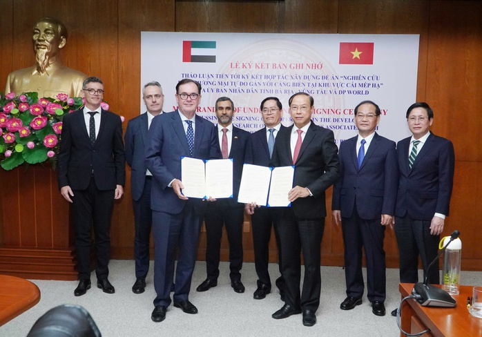 Bà Rịa - Vũng Tàu hợp tác với DP World xây dựng Đề án nghiên cứu khu thương mại tự do- Ảnh 3. Bà Rịa - Vũng Tàu hợp tác với DP World xây dựng Đề án nghiên cứu khu thương mại tự do- Ảnh 3.
