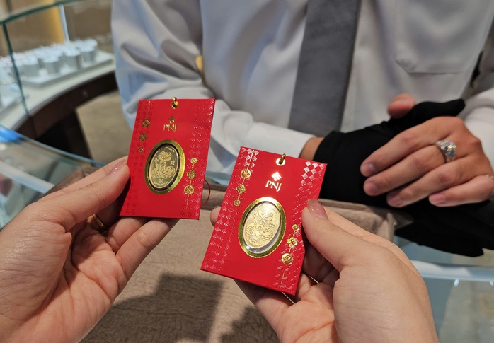 Cuối ngày 18-2, giá vàng miếng SJC, vàng nhẫn tăng vọt- Ảnh 1. Cuối ngày 18-2, giá vàng miếng SJC, vàng nhẫn tăng vọt- Ảnh 1.