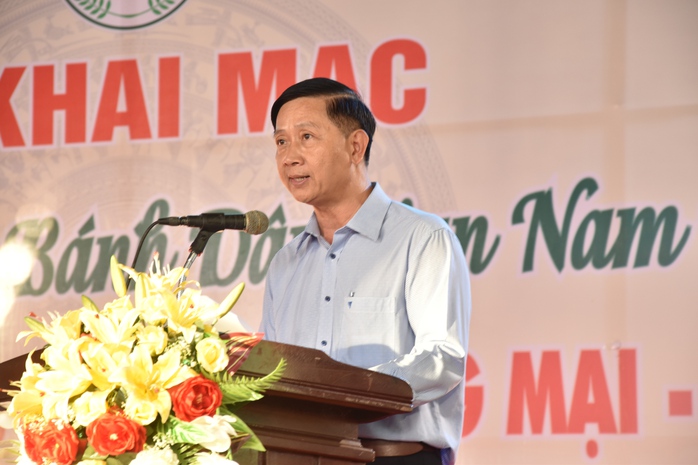 VIDEO: Hàng ngàn người tham gia "đại tiệc" bánh dân gian ở Bạc Liêu- Ảnh 3. VIDEO: Hàng ngàn người tham gia "đại tiệc" bánh dân gian ở Bạc Liêu- Ảnh 3.