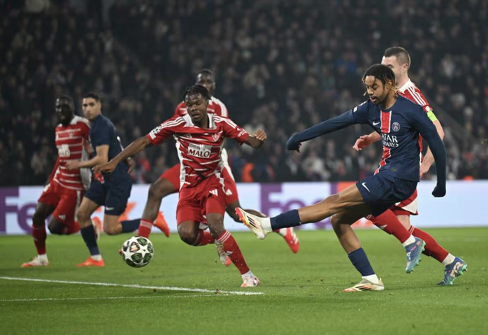 Mbappe lập hat-trick siêu hạng, Real Madrid quật ngã Man City ở Champions League- Ảnh 5. Mbappe lập hat-trick siêu hạng, Real Madrid quật ngã Man City ở Champions League- Ảnh 5.