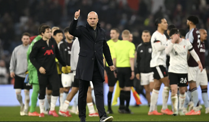 Rượt đuổi tỉ số Villa Park, Liverpool lại mất điểm ở Ngoại hạng Anh- Ảnh 6. Rượt đuổi tỉ số Villa Park, Liverpool lại mất điểm ở Ngoại hạng Anh- Ảnh 6.