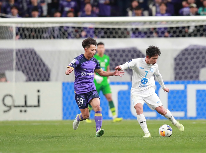 Thua đậm đội bóng Nhật Bản, CLB Nam Định dừng bước ở vòng 1/8 AFC Champions League Two- Ảnh 5. Thua đậm đội bóng Nhật Bản, CLB Nam Định dừng bước ở vòng 1/8 AFC Champions League Two- Ảnh 5.