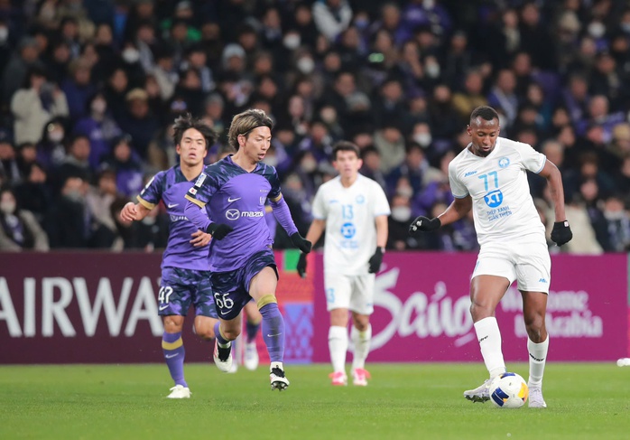 Thua đậm đội bóng Nhật Bản, CLB Nam Định dừng bước ở vòng 1/8 AFC Champions League Two- Ảnh 3. Thua đậm đội bóng Nhật Bản, CLB Nam Định dừng bước ở vòng 1/8 AFC Champions League Two- Ảnh 3.