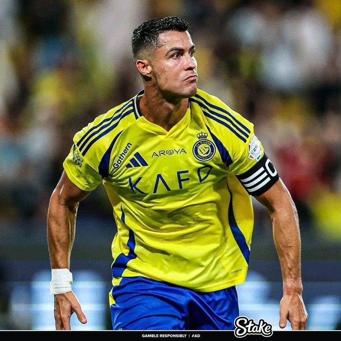 Ronaldo và một số kỷ lục điên rồ năm 2024- Ảnh 1. Ronaldo và một số kỷ lục điên rồ năm 2024- Ảnh 1.