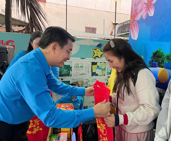 Tăng tốc đầu năm- Ảnh 1. Tăng tốc đầu năm- Ảnh 1.