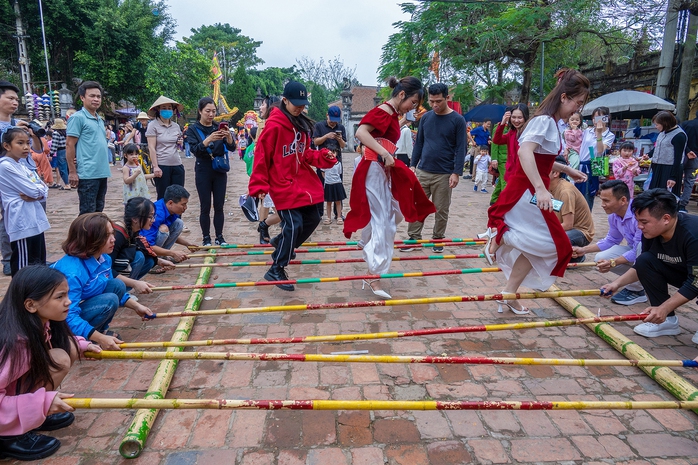 Cuộc thi viết "TẾT THỜI SỐ": Đón Tết cổ truyền thời công nghệ số- Ảnh 7. Cuộc thi viết "TẾT THỜI SỐ": Đón Tết cổ truyền thời công nghệ số- Ảnh 7.