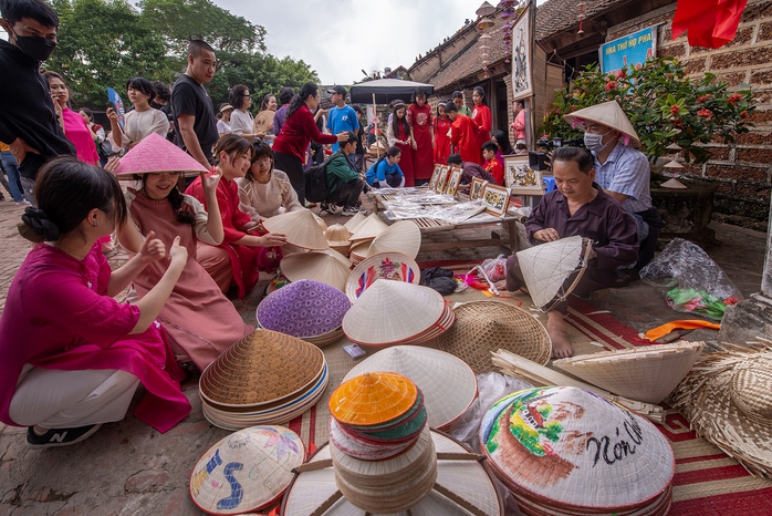 Cuộc thi viết "TẾT THỜI SỐ": Đón Tết cổ truyền thời công nghệ số- Ảnh 9. Cuộc thi viết "TẾT THỜI SỐ": Đón Tết cổ truyền thời công nghệ số- Ảnh 9.