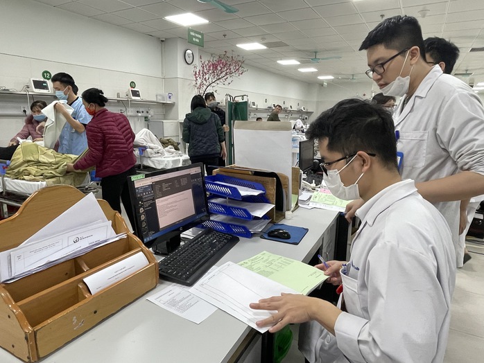 Hơn 24.000 lượt khám, cấp cứu nghi liên quan tai nạn giao thông- Ảnh 1. Hơn 24.000 lượt khám, cấp cứu nghi liên quan tai nạn giao thông- Ảnh 1.