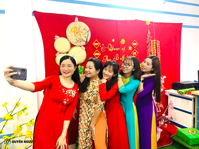 Cuộc thi viết "TẾT THỜI SỐ": Làn gió mới cho Tết Việt- Ảnh 1. Cuộc thi viết "TẾT THỜI SỐ": Làn gió mới cho Tết Việt- Ảnh 1.