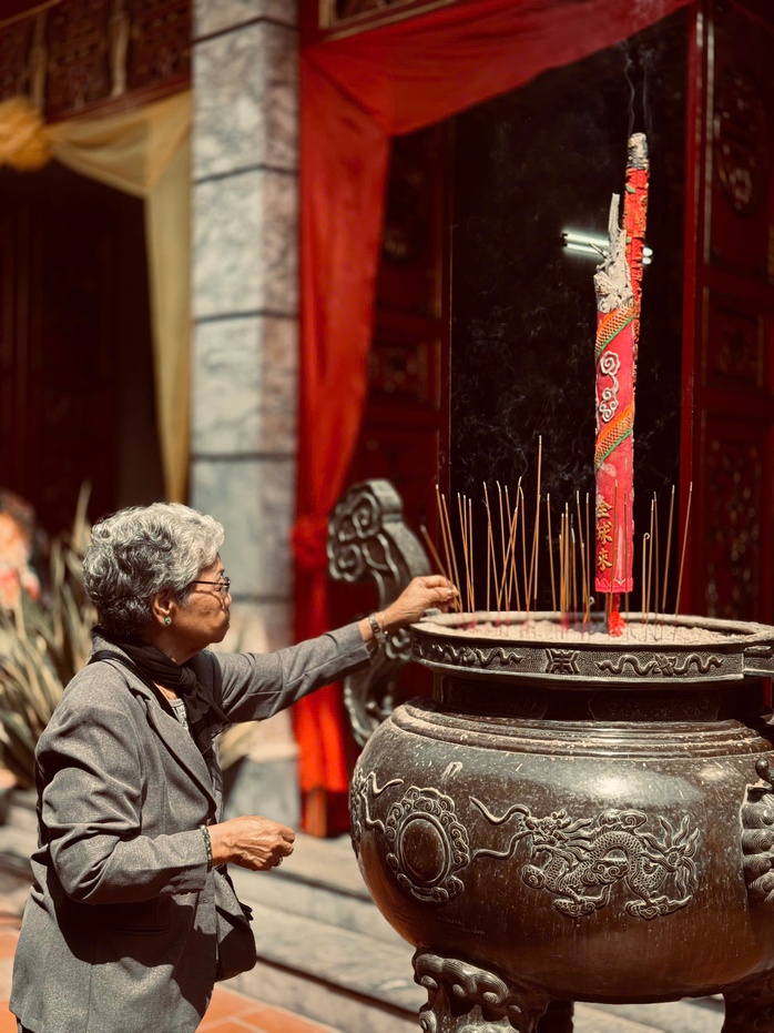 Xuân an lành ở di tích 200 năm tuổi giữa lòng TP HCM- Ảnh 5. Xuân an lành ở di tích 200 năm tuổi giữa lòng TP HCM- Ảnh 5.