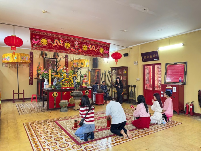 Xuân an lành ở di tích 200 năm tuổi giữa lòng TP HCM- Ảnh 9. Xuân an lành ở di tích 200 năm tuổi giữa lòng TP HCM- Ảnh 9.